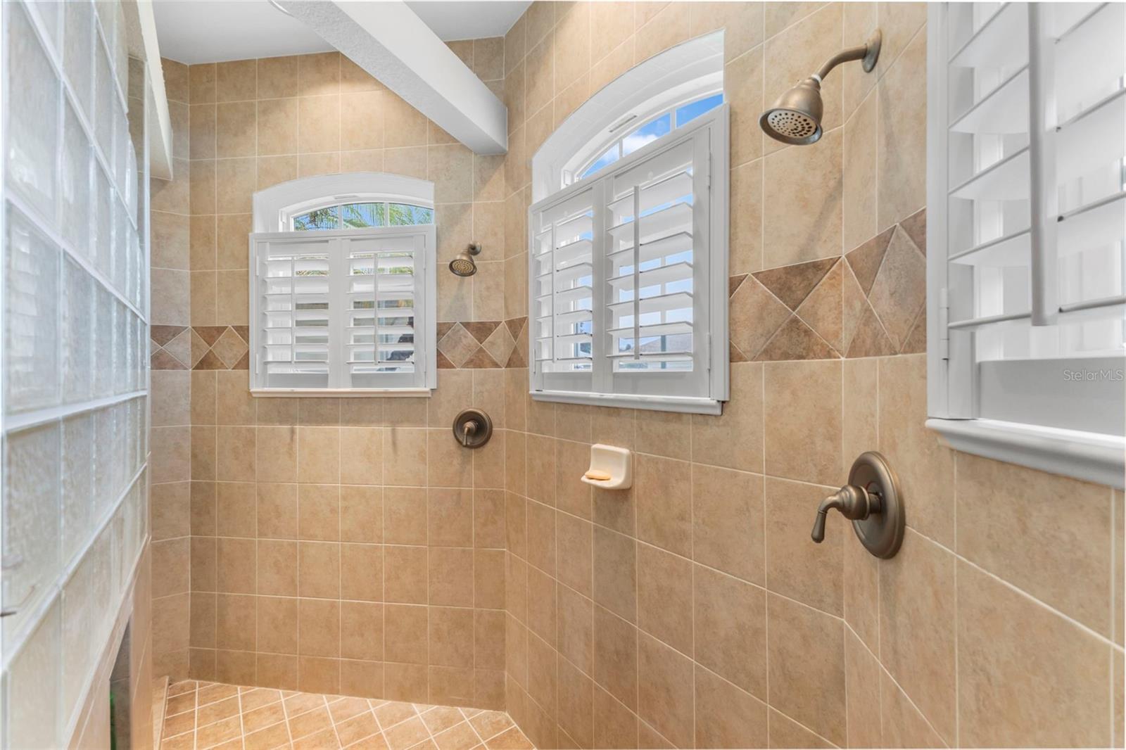 GULF VIEW ESTATES - Residential