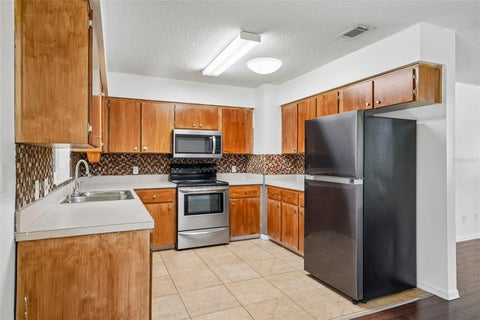 Tiny photo for 417 W Hunt Avenue, Bushnell, FL 33513 (MLS # G5117198)