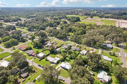 Tiny photo for 417 W Hunt Avenue, Bushnell, FL 33513 (MLS # G5117198)