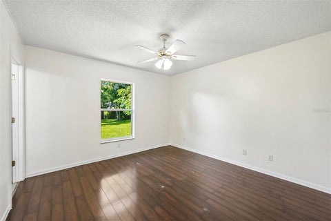 Tiny photo for 417 W Hunt Avenue, Bushnell, FL 33513 (MLS # G5117198)