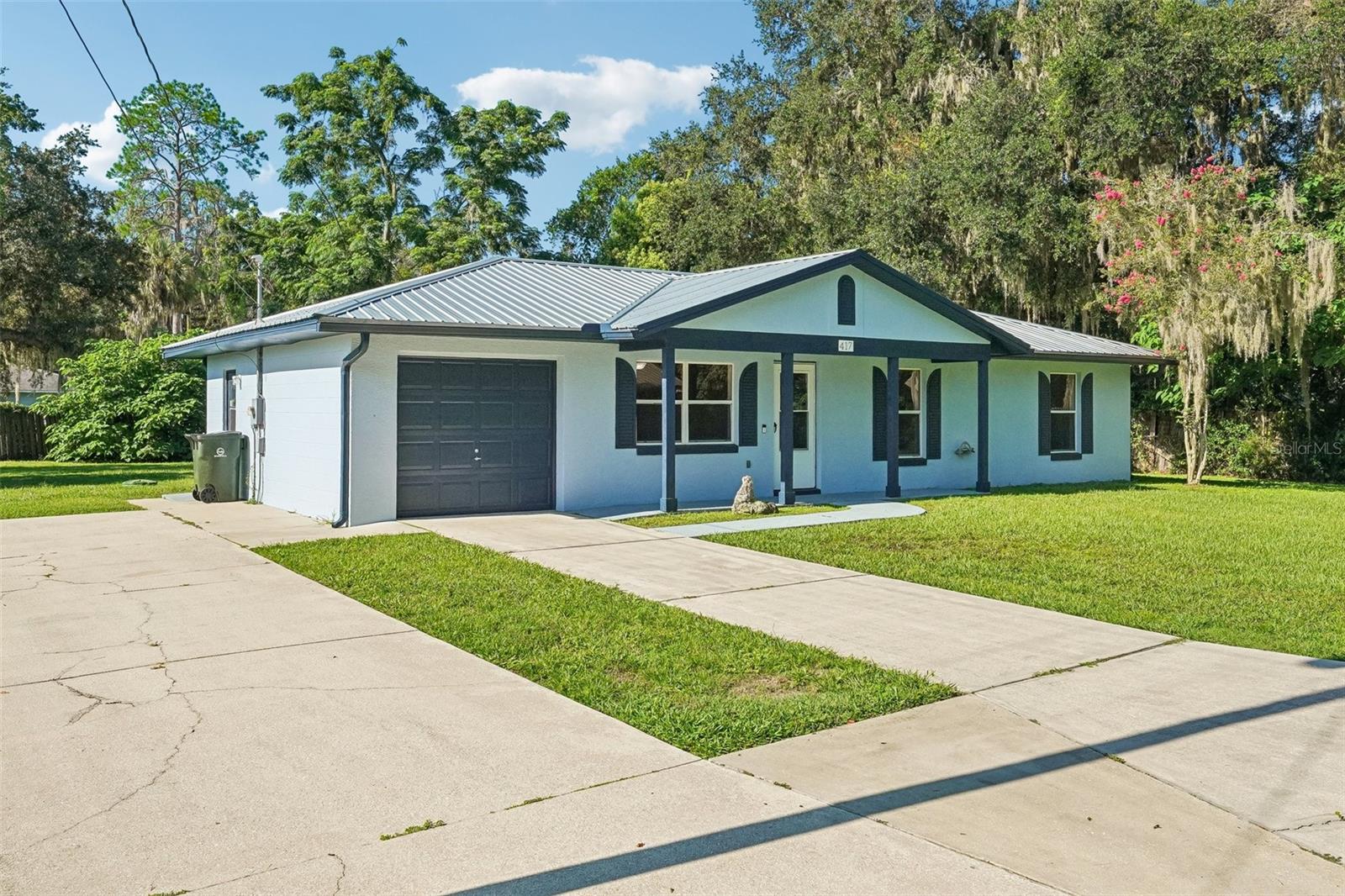 417 W HUNT AVENUE