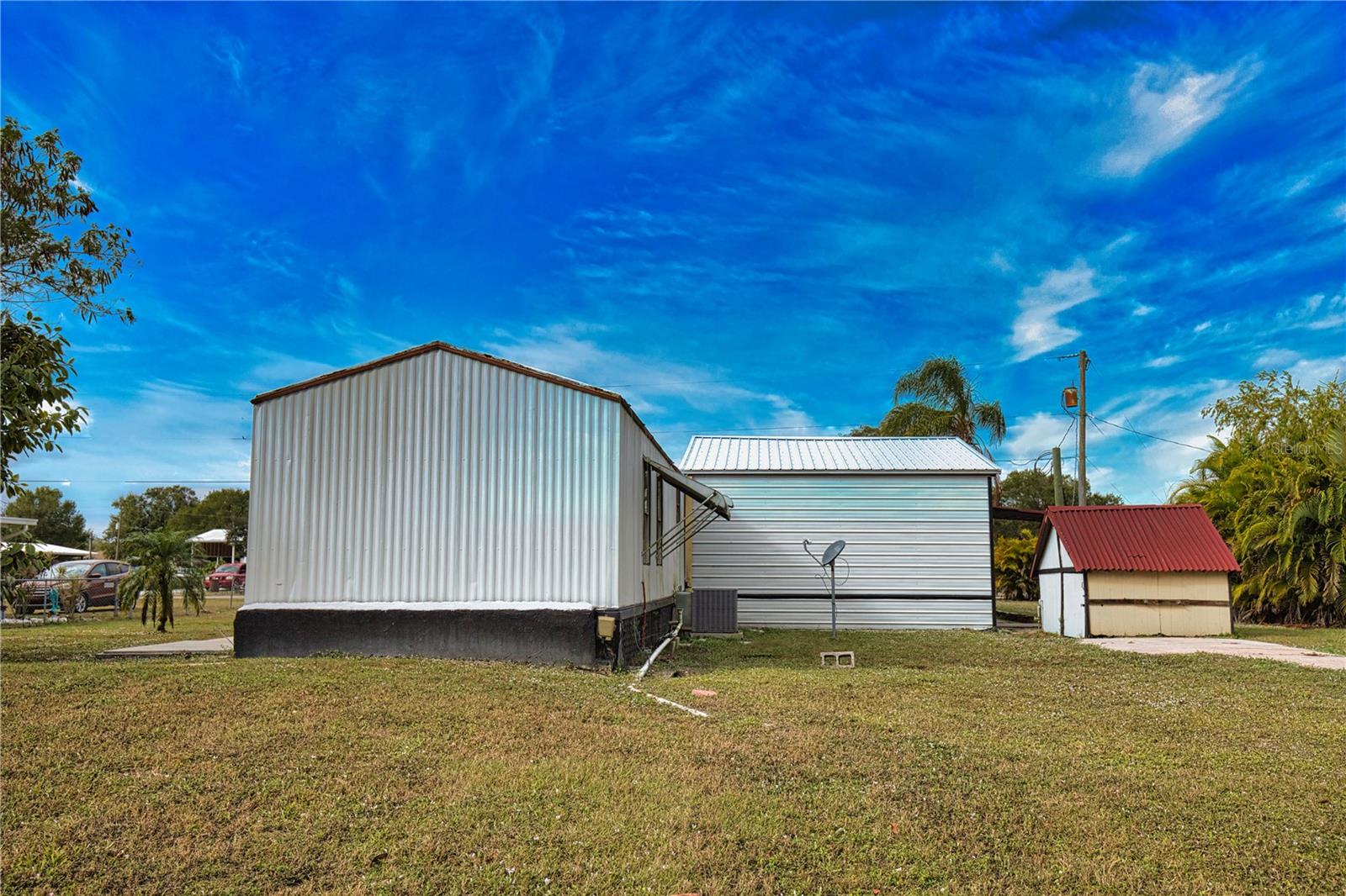 DESOTO MOBILE ESTATES - Residential