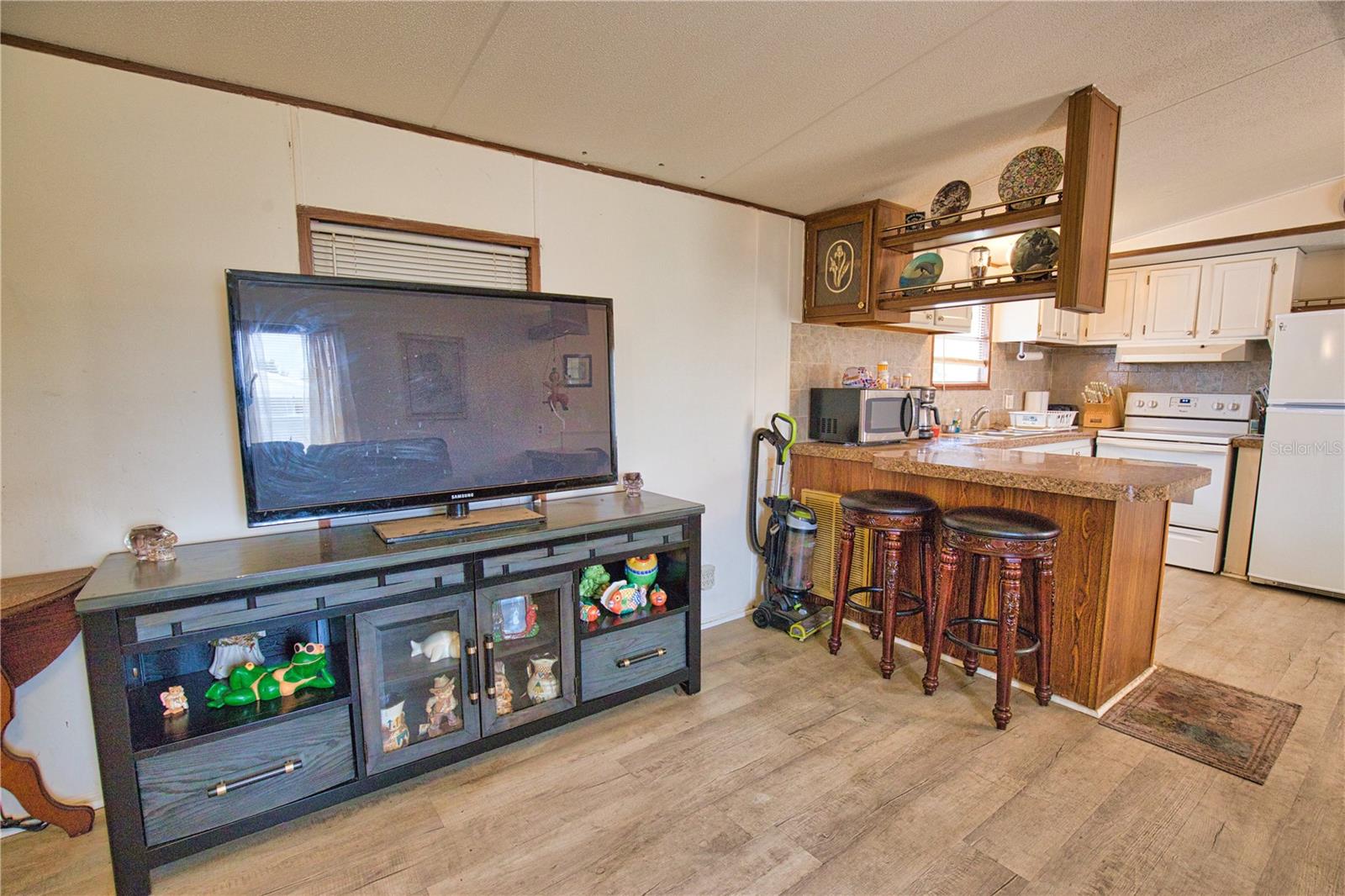 DESOTO MOBILE ESTATES - Residential