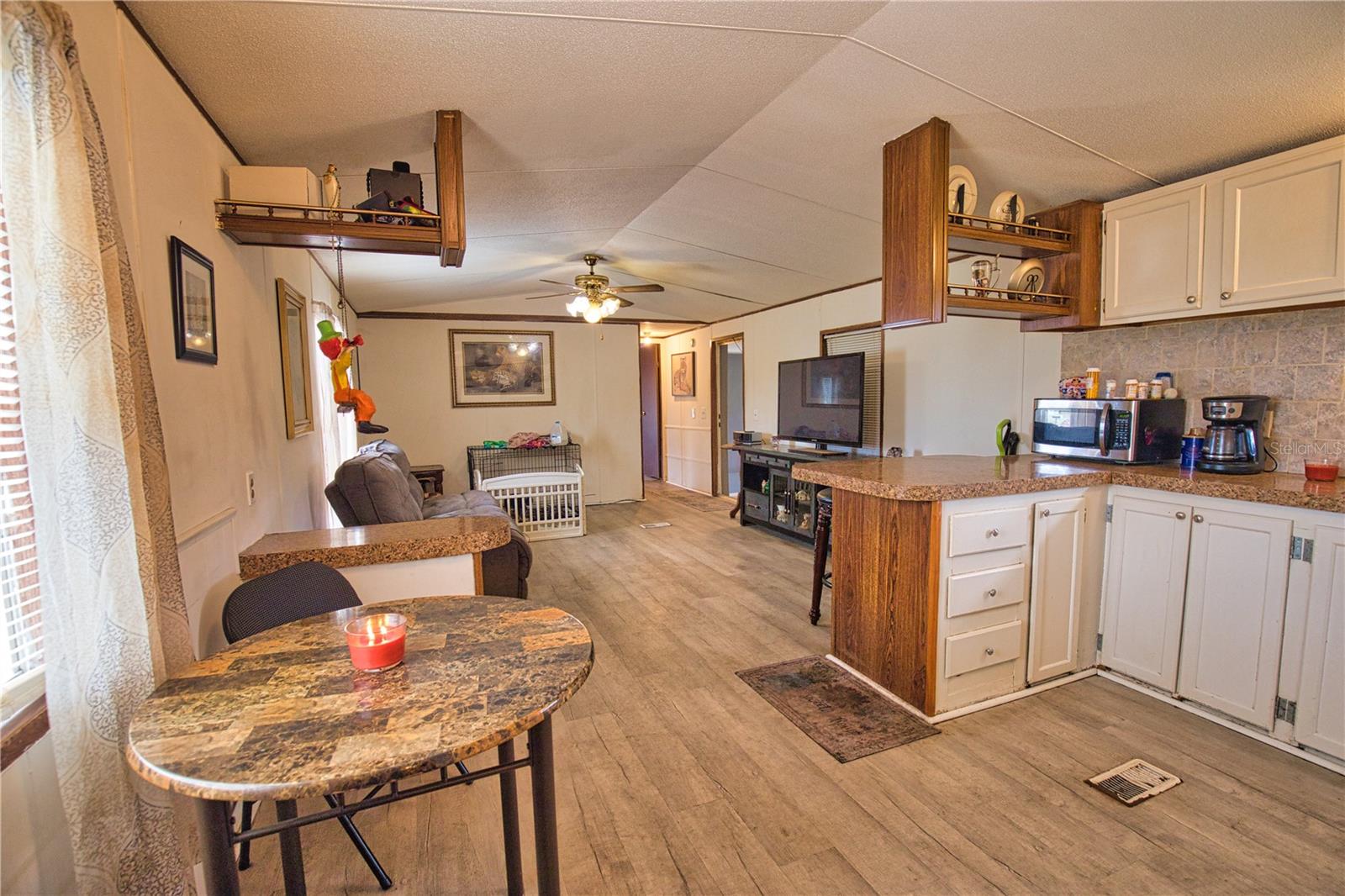 DESOTO MOBILE ESTATES - Residential