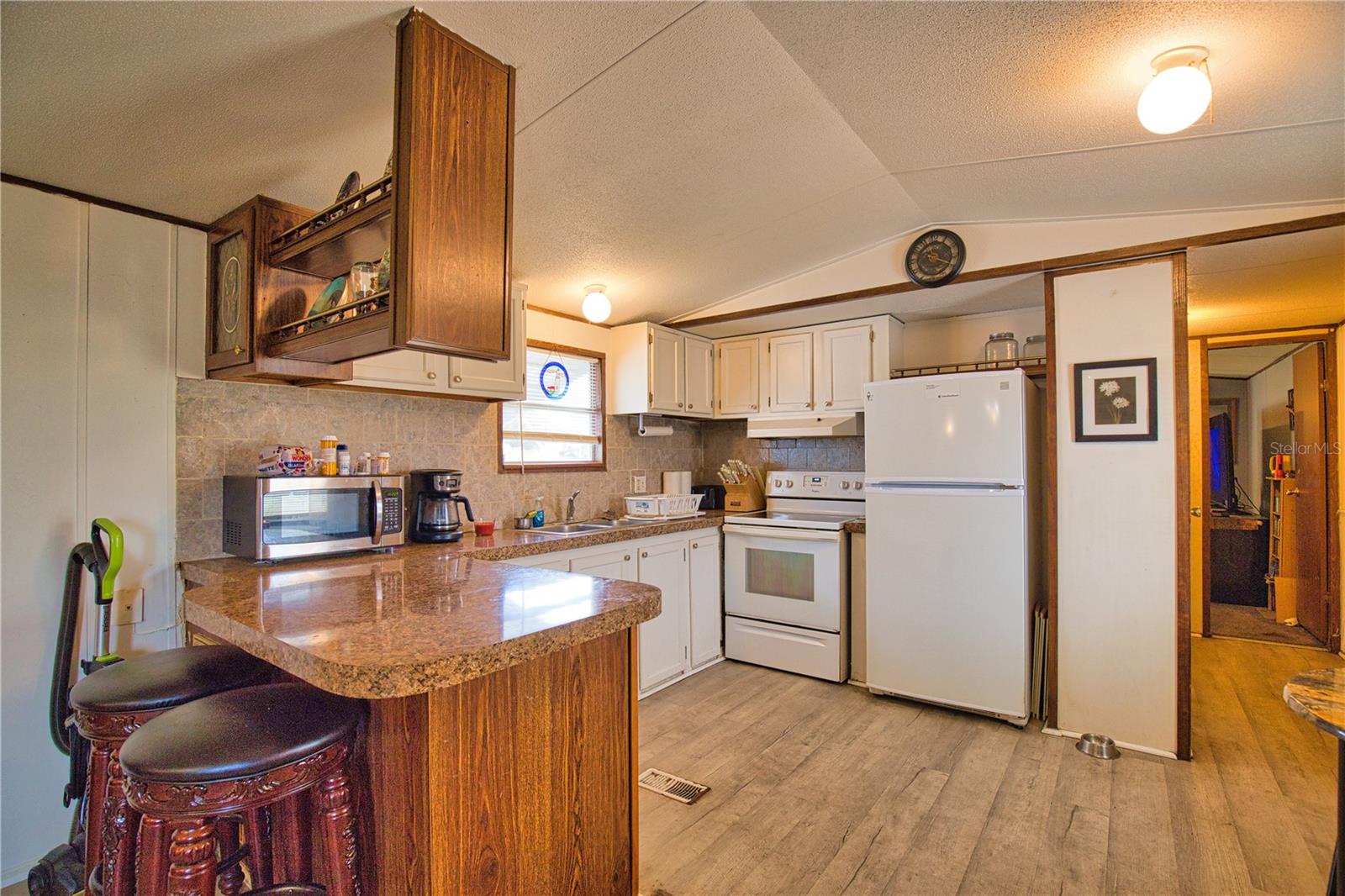 DESOTO MOBILE ESTATES - Residential