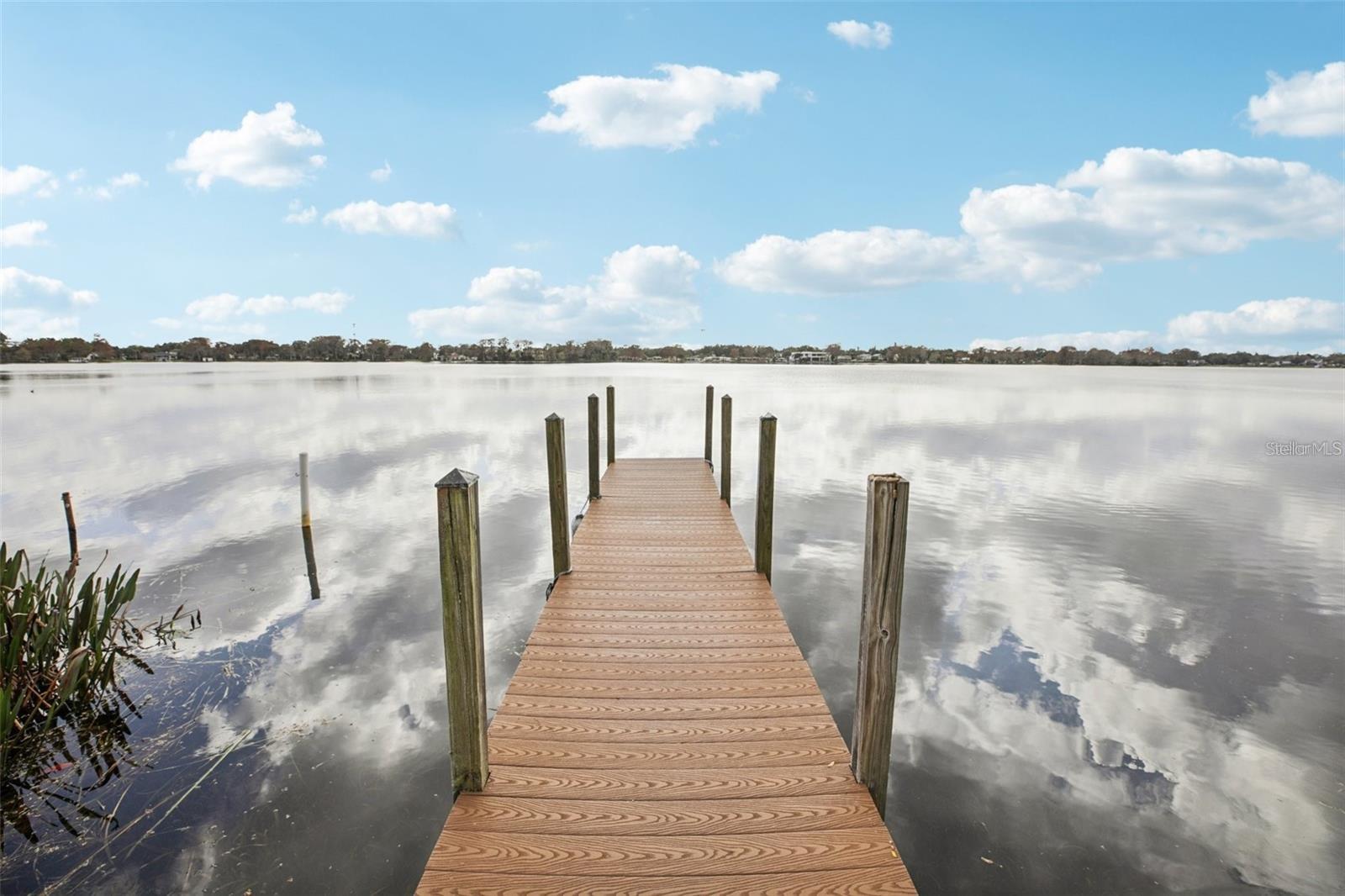 CHATEAUX DU LAC - Residential