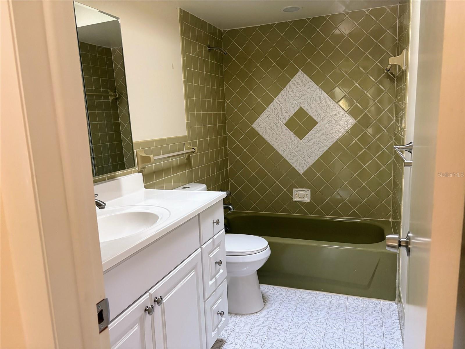 CARRIAGE HILL UNIT 2 - Residential