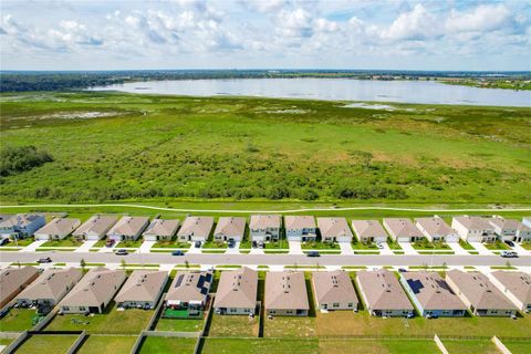 A home in LAKE ALFRED