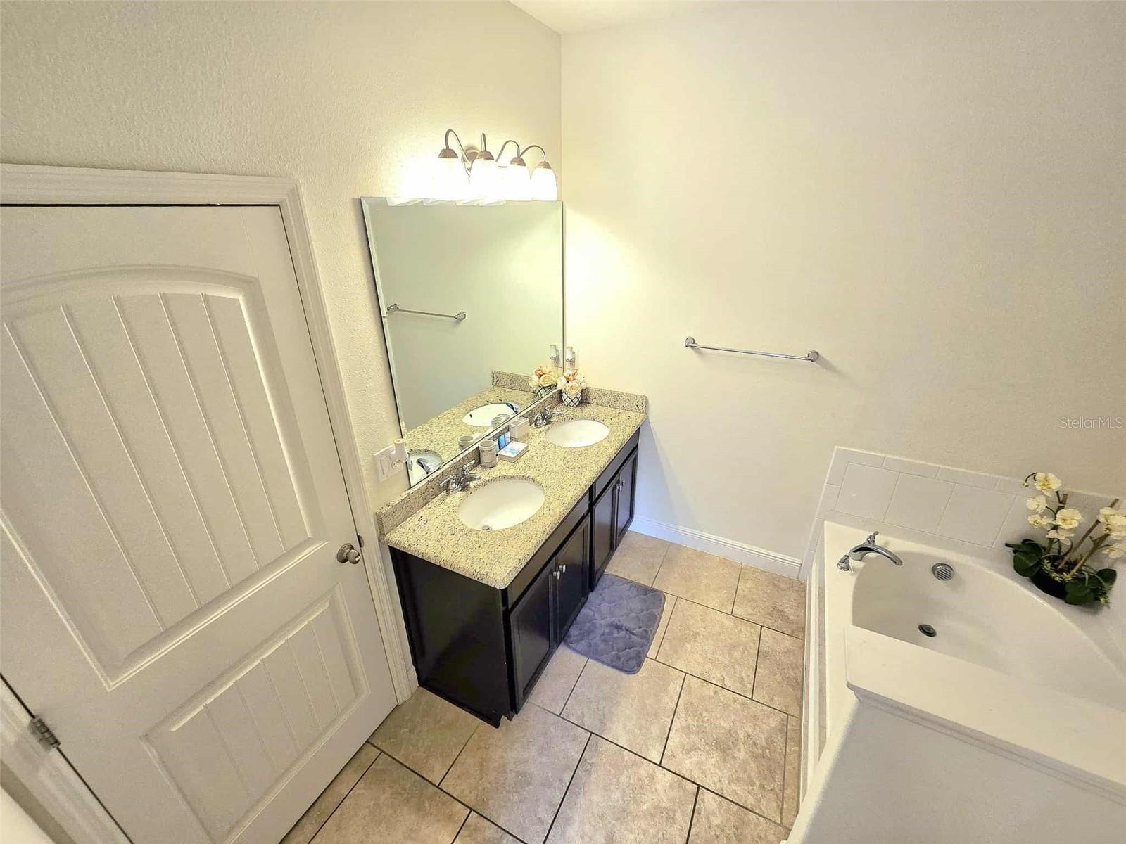 OAKMONT PH 01 - Residential