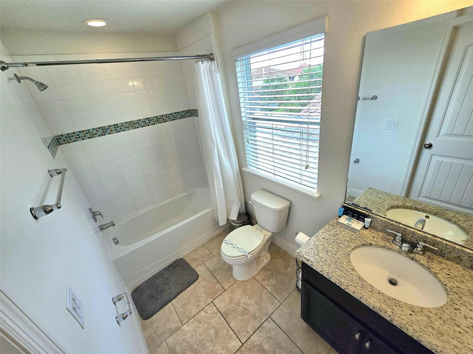 OAKMONT PH 01 - Residential