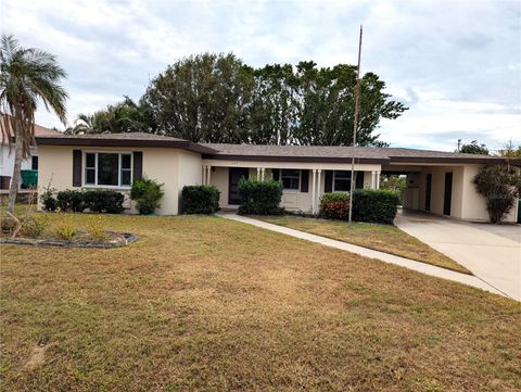 A home in PORT CHARLOTTE