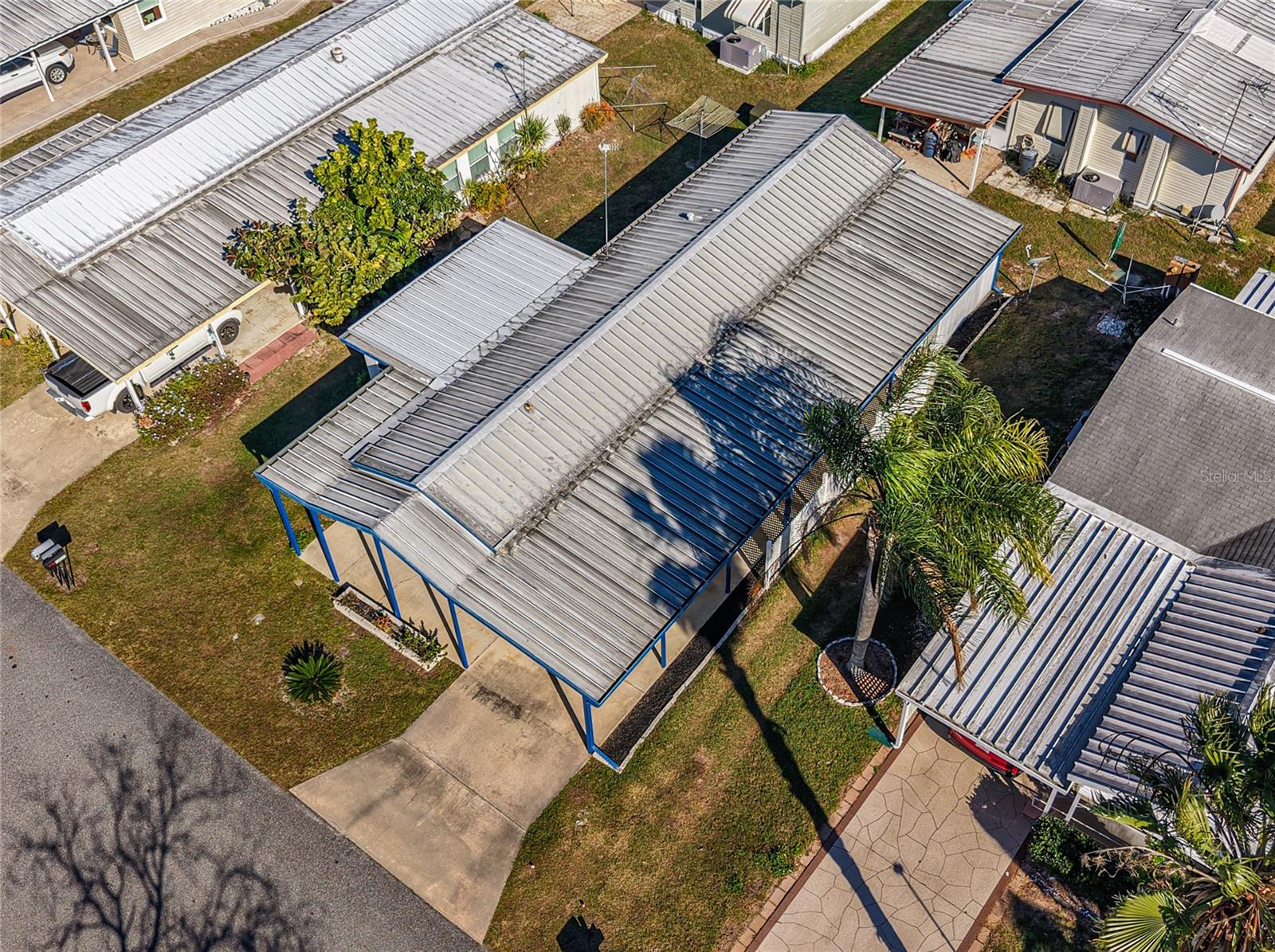 OAKS ROYAL MOBILE HOME SUB - Residential