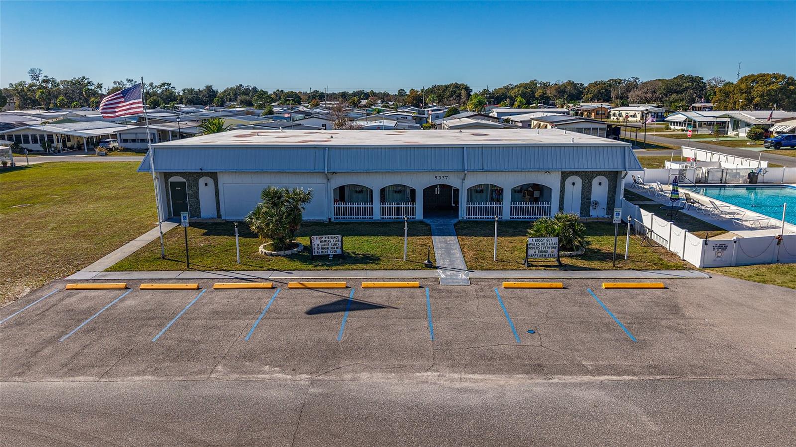 OAKS ROYAL MOBILE HOME SUB - Residential