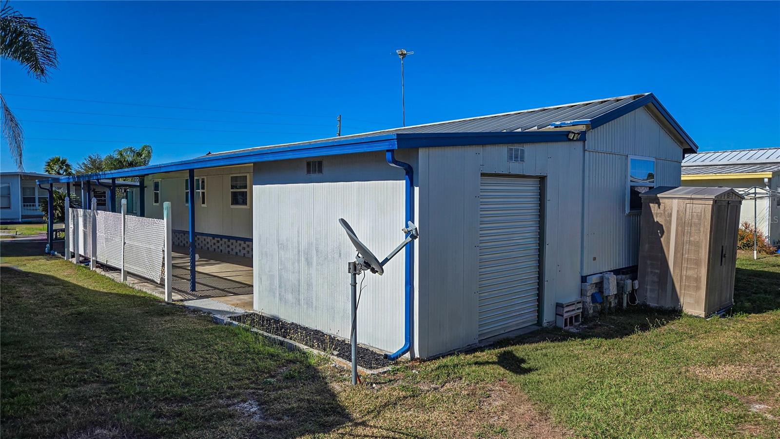 OAKS ROYAL MOBILE HOME SUB - Residential