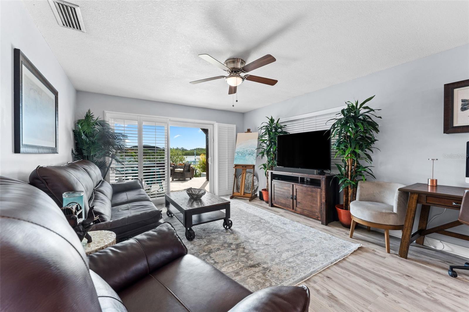 PELICAN COVE - Residential