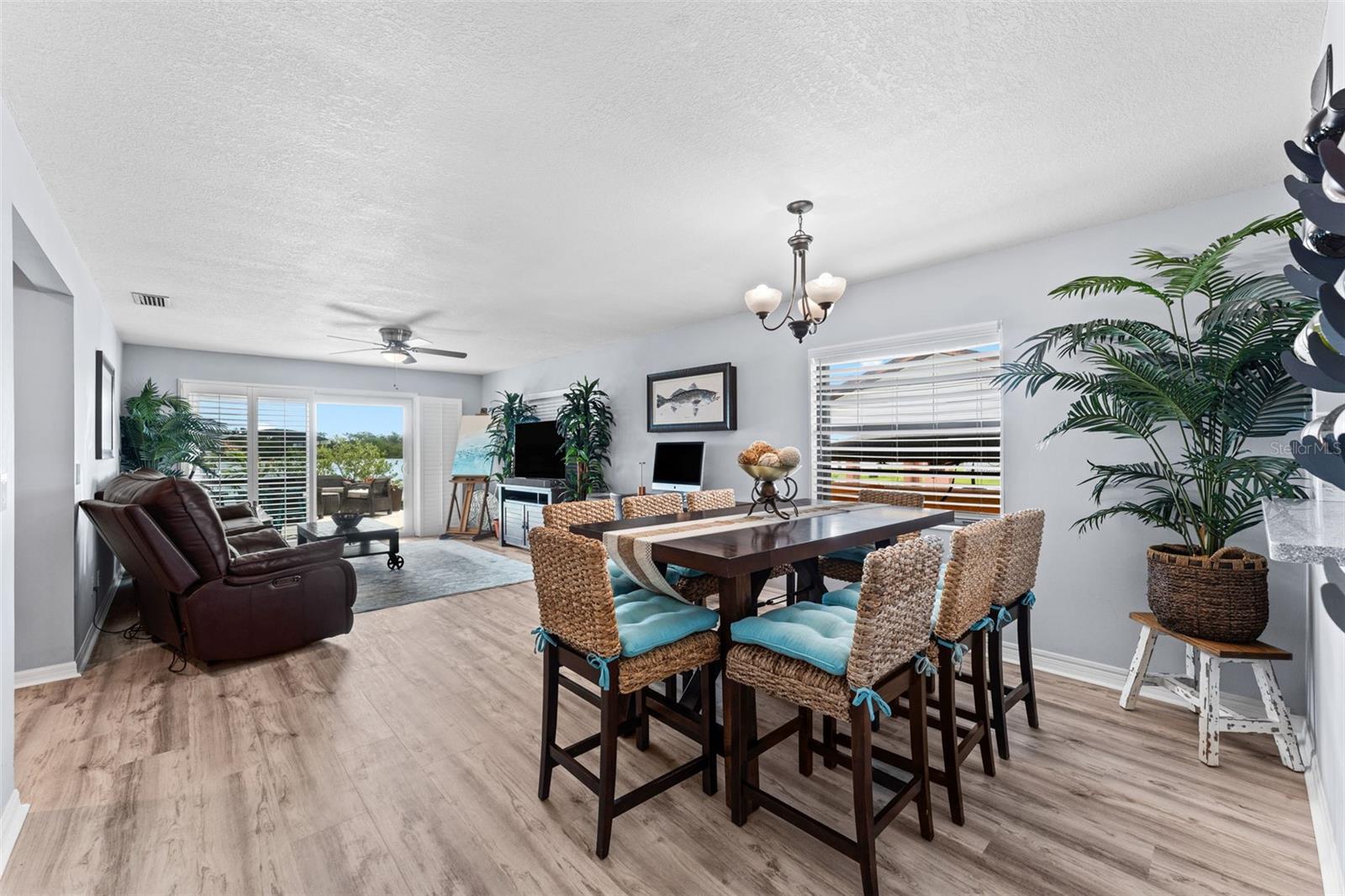 PELICAN COVE - Residential