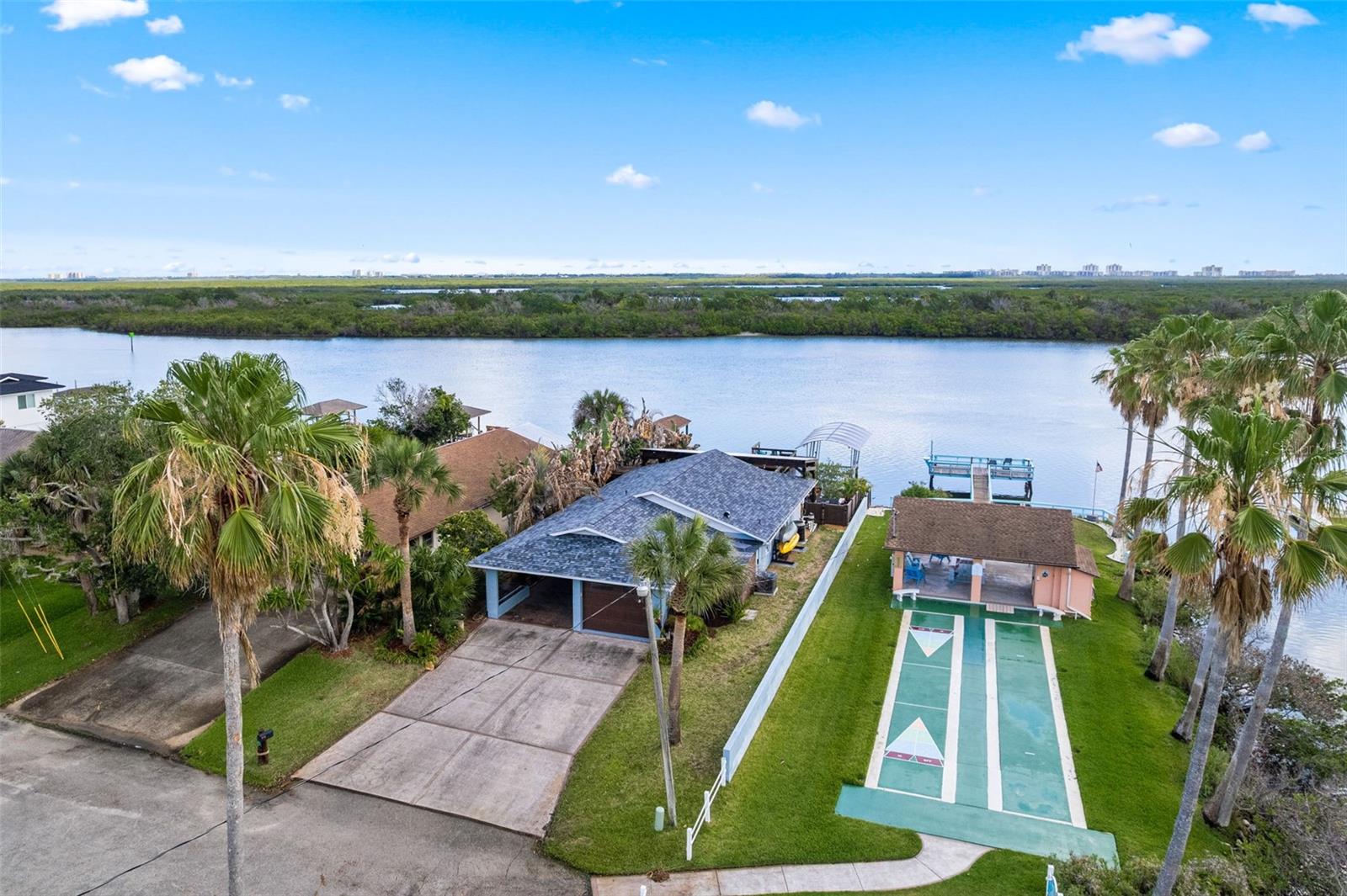 PELICAN COVE - Residential