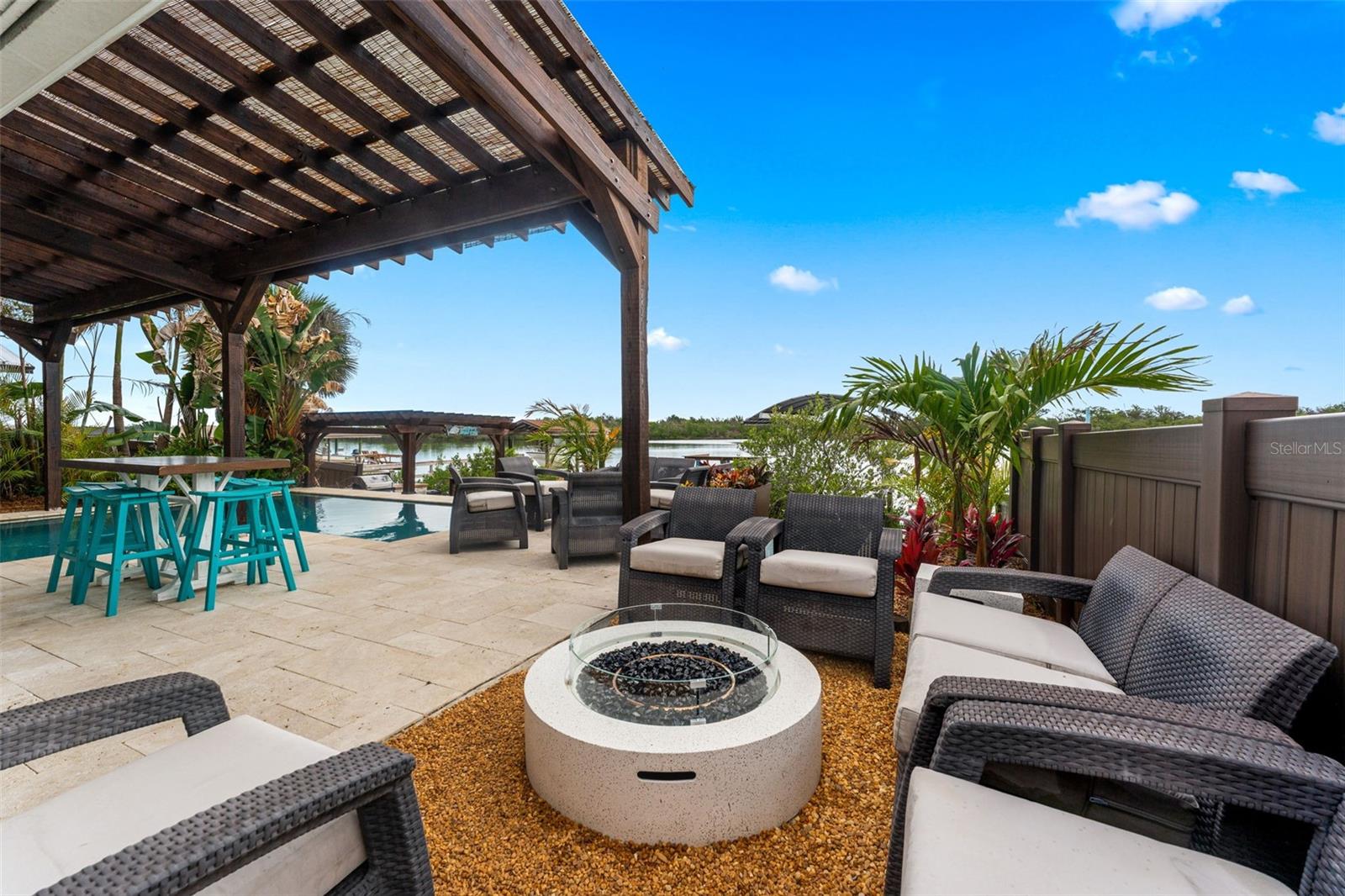 PELICAN COVE - Residential