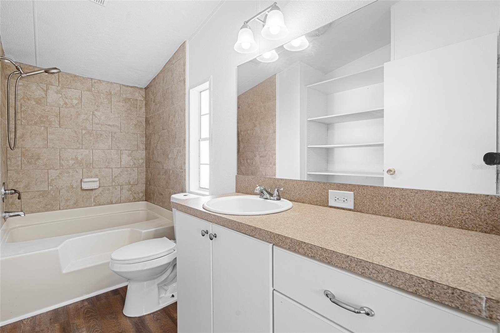 PARKWOOD ACRES - Residential