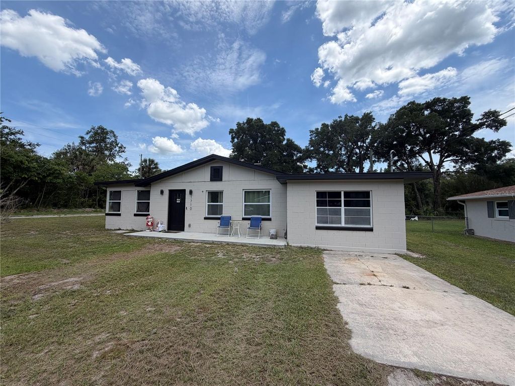 Photo of 1710 Holly Blvd, Deland, FL 32720 (MLS # V4949537)