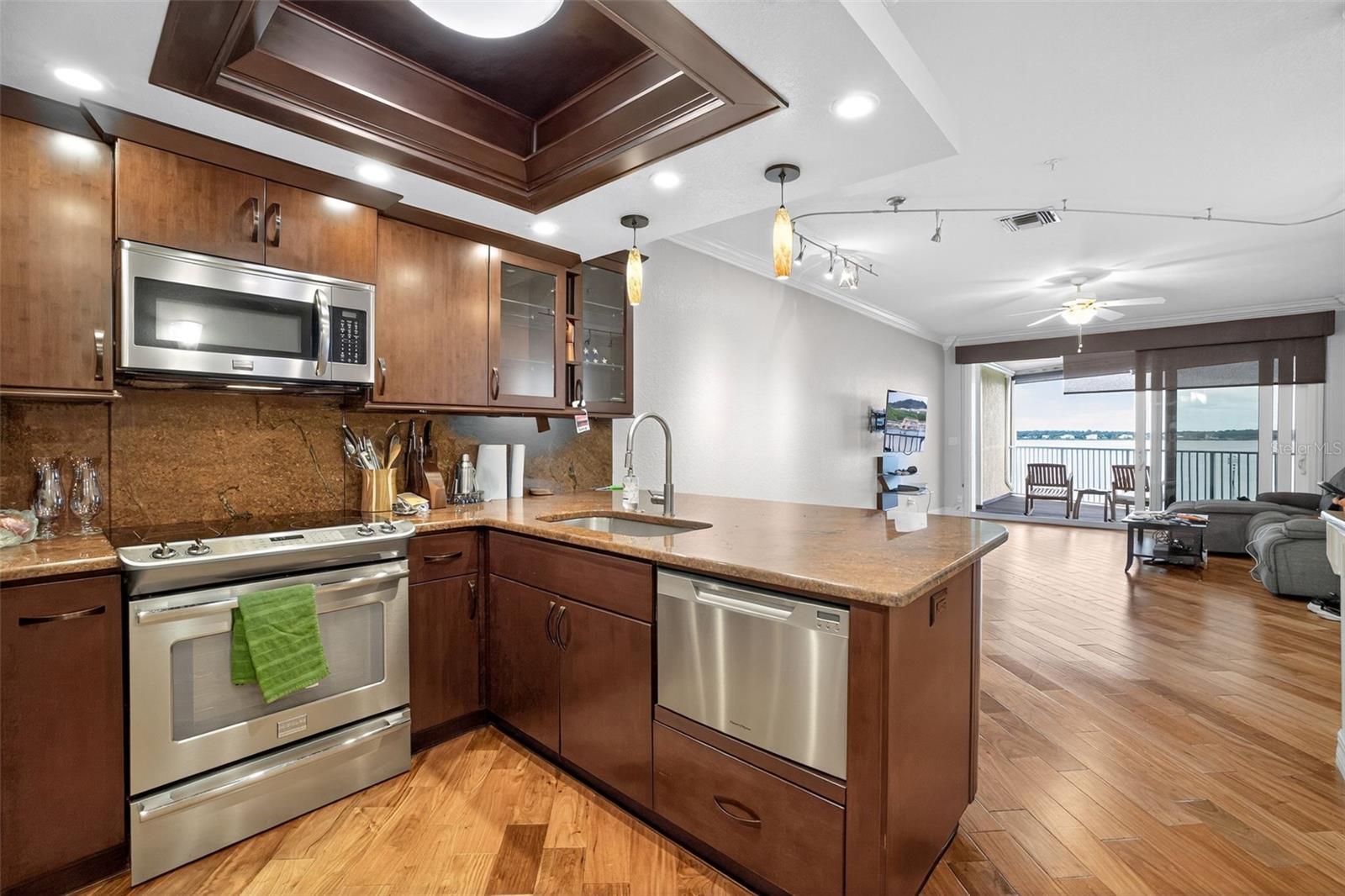 SEASIDE ESTATES - Residential