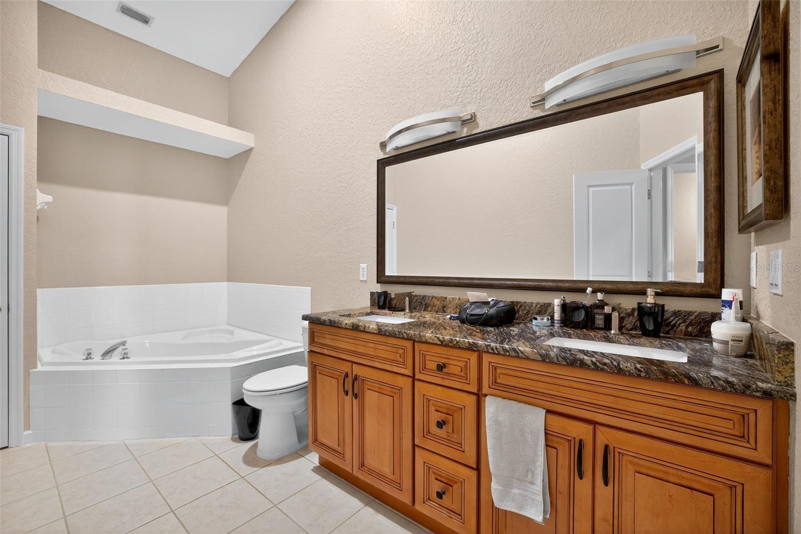 SEASIDE ESTATES - Residential