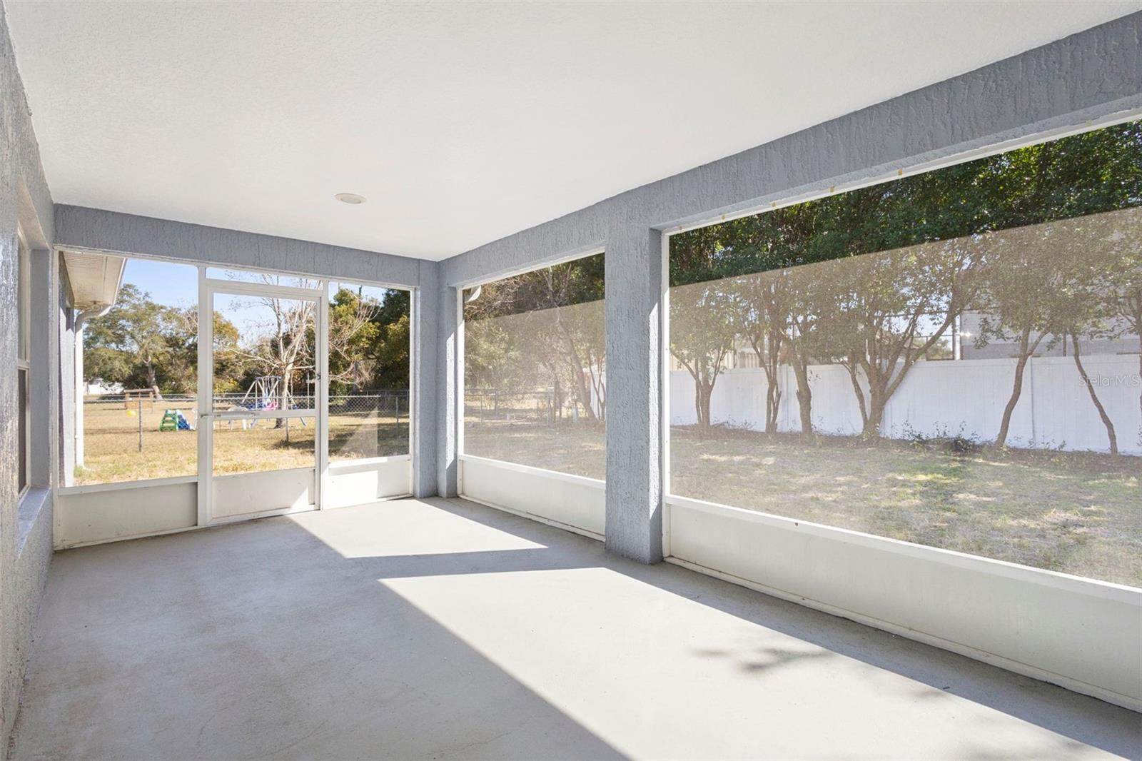 DELTONA LAKES UNIT 07 - Residential