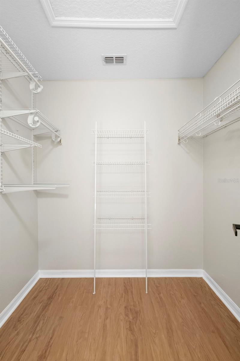 DELTONA LAKES UNIT 07 - Residential