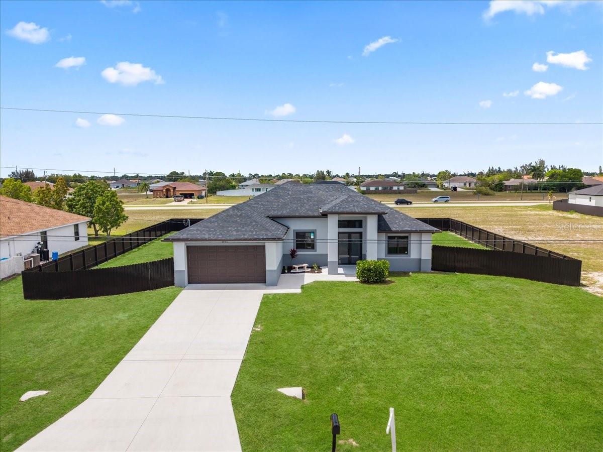 CAPE CORAL - Residential