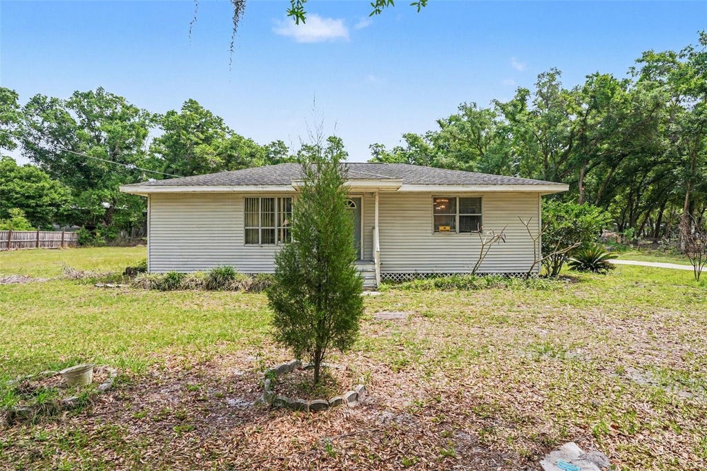 Photo of 3810 Cooper Road, Plant City, FL 33565 (MLS # TB8495790)