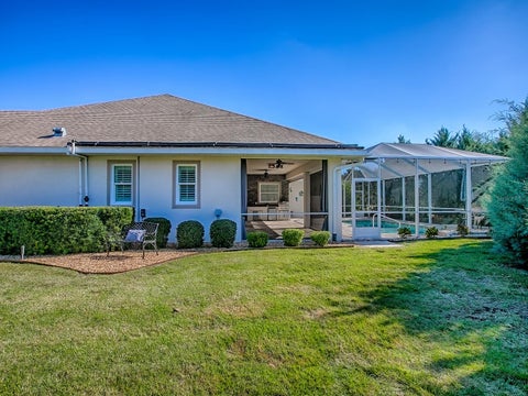 Tiny photo for 5517 Meadow Hill Loop, Lady Lake, FL 32159 (MLS # G5111361)