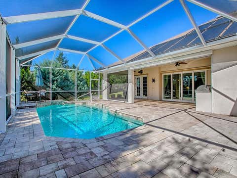 Tiny photo for 5517 Meadow Hill Loop, Lady Lake, FL 32159 (MLS # G5111361)