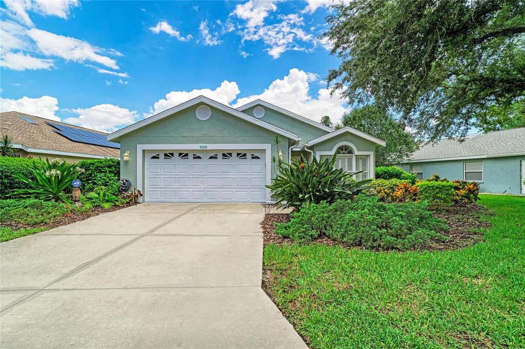 Photo of 7488 Eleanor Circle #80, Sarasota, FL 34243 (MLS # A4703667)