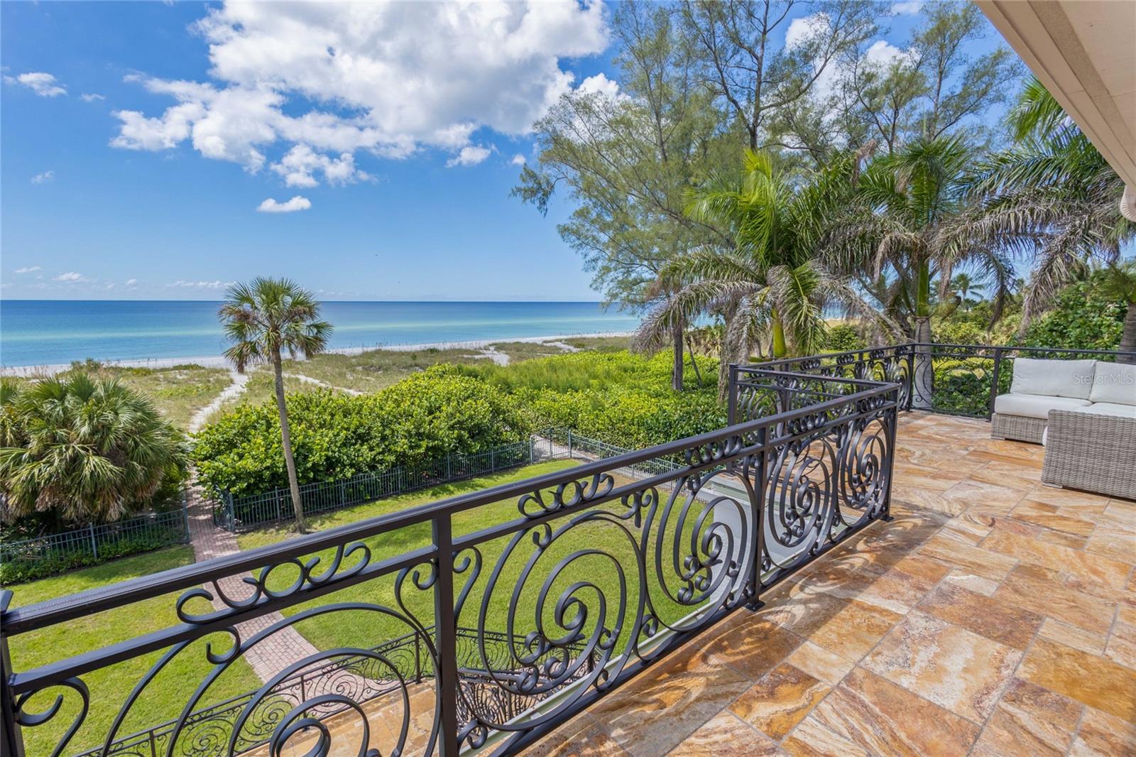 LONGBOAT KEY - Residential