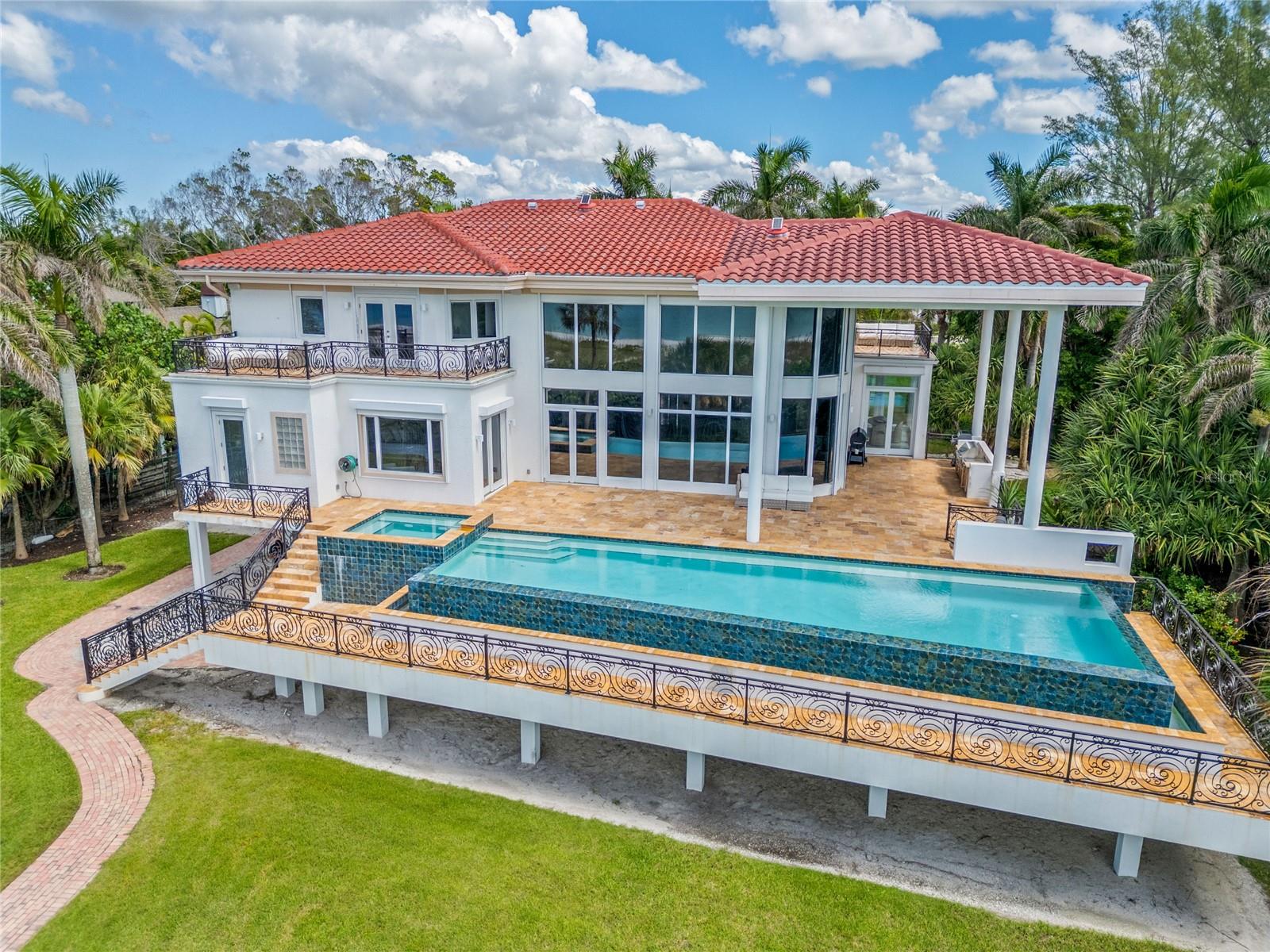 LONGBOAT KEY - Residential