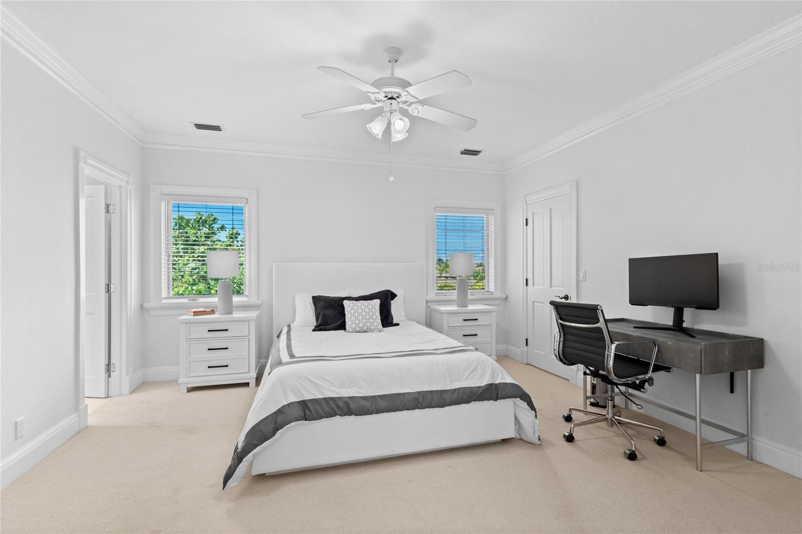 LONGBOAT KEY - Residential