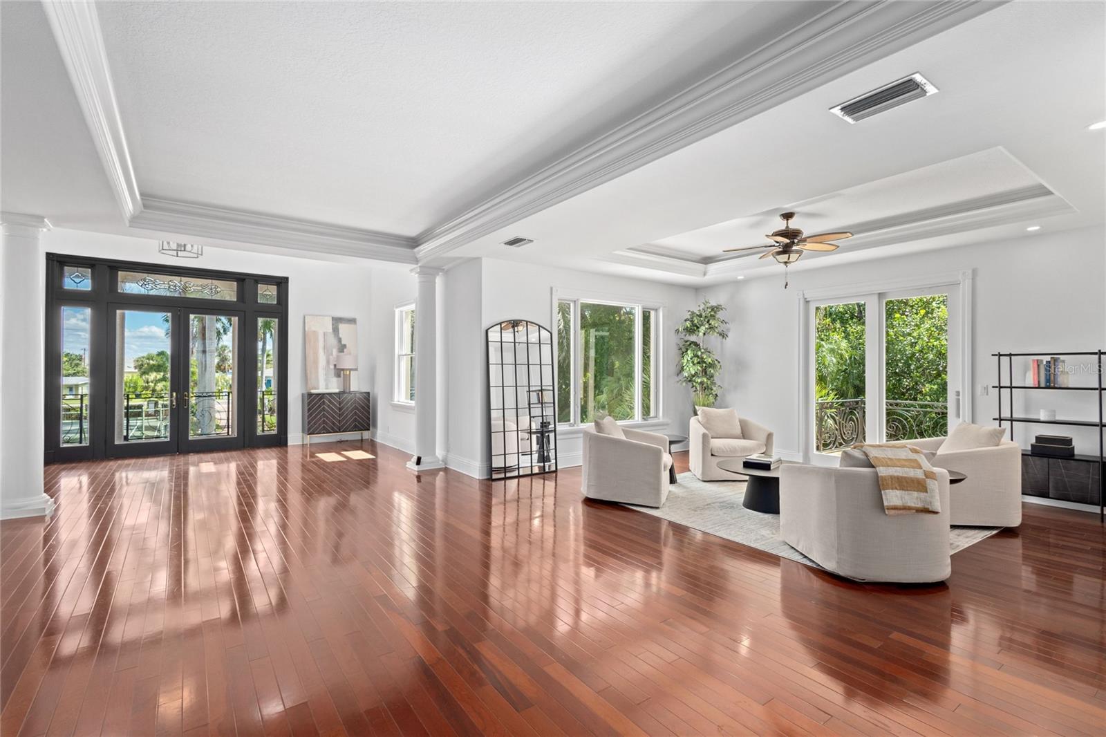 LONGBOAT KEY - Residential