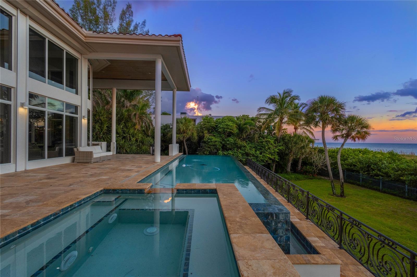 LONGBOAT KEY - Residential