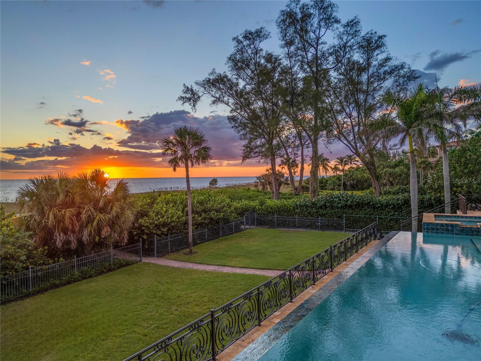 LONGBOAT KEY - Residential