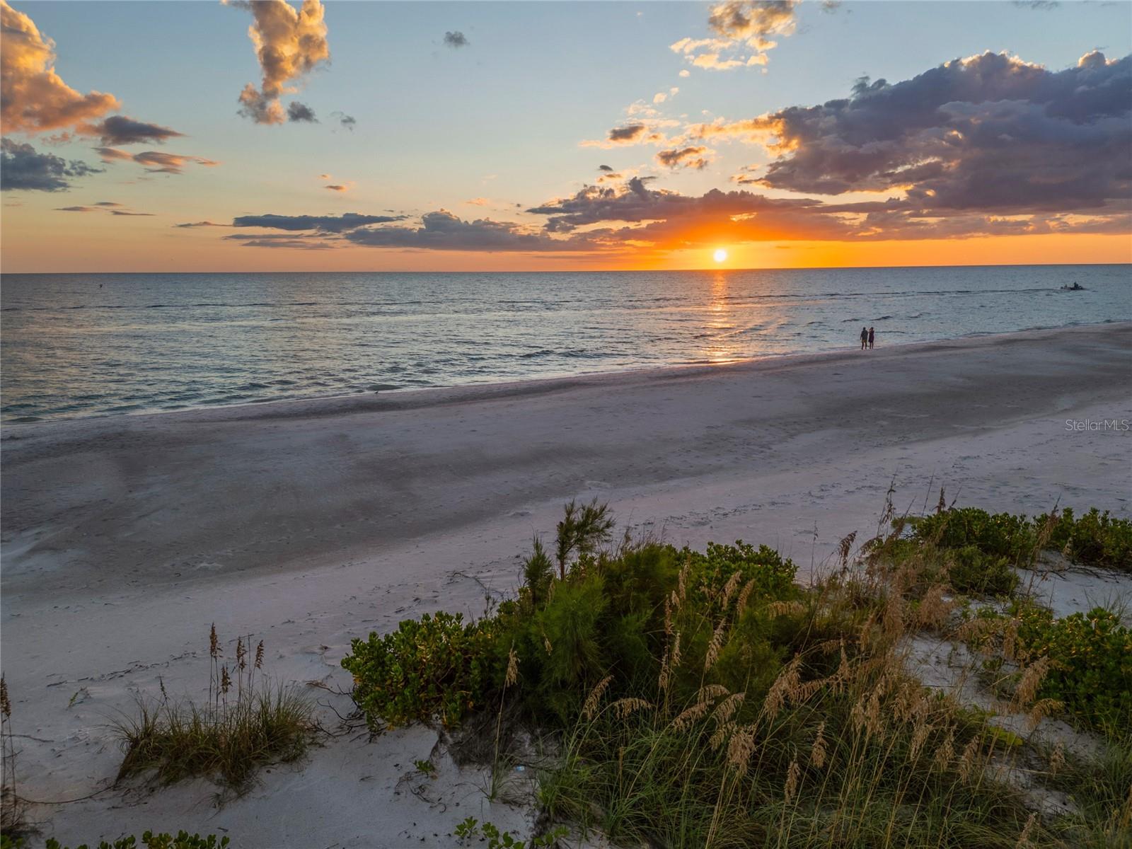 LONGBOAT KEY - Residential