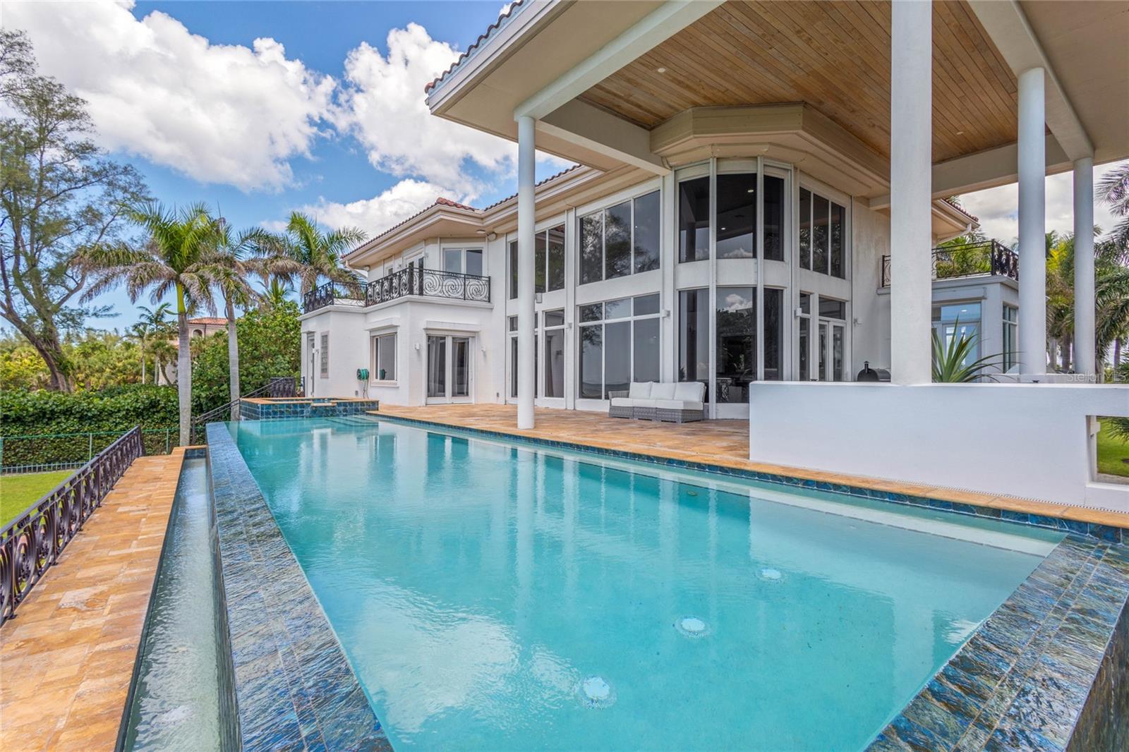 LONGBOAT KEY - Residential