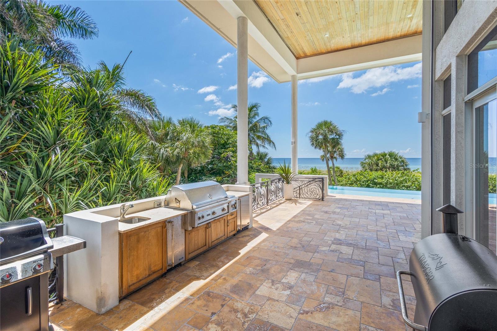 LONGBOAT KEY - Residential