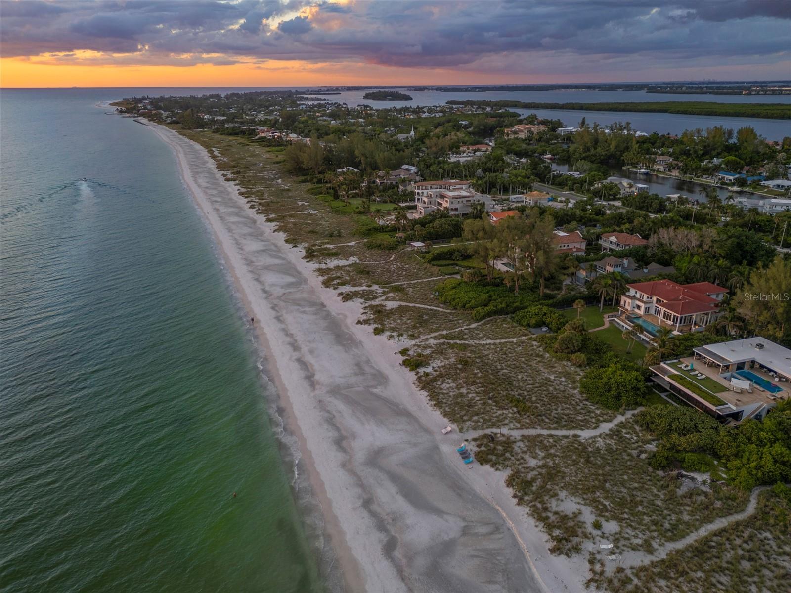 LONGBOAT KEY - Residential