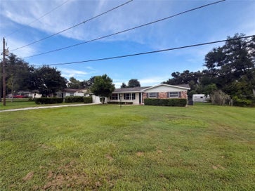 4427 PINEBROOKE PLACE DOVER FL 33527