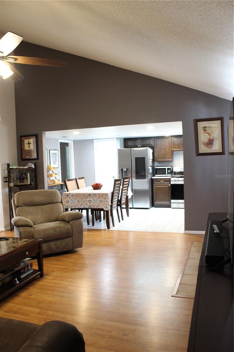 STERLING PARK UNIT 03 - Residential