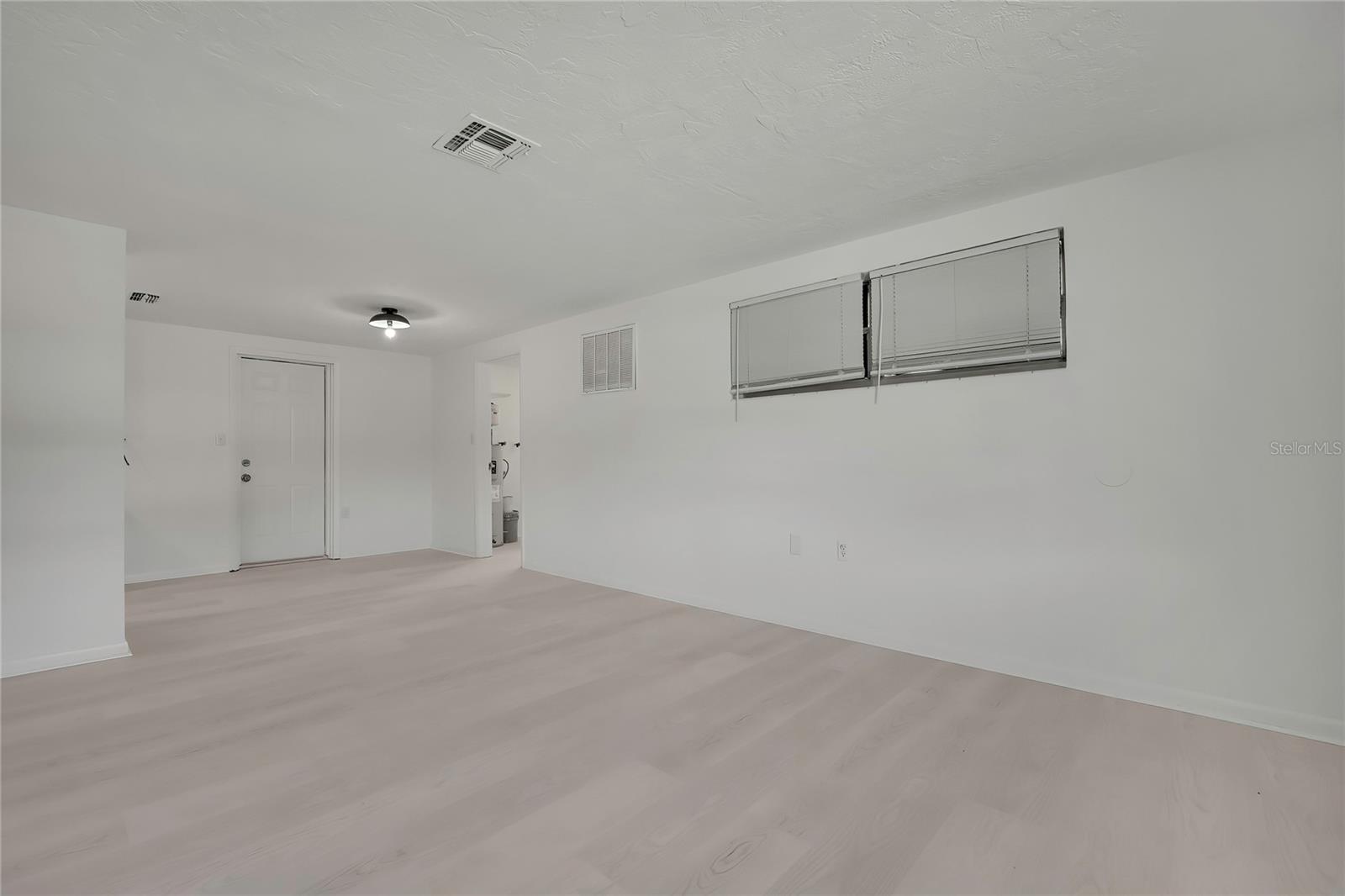 BEVERLY HILLS UNIT 03A - Residential