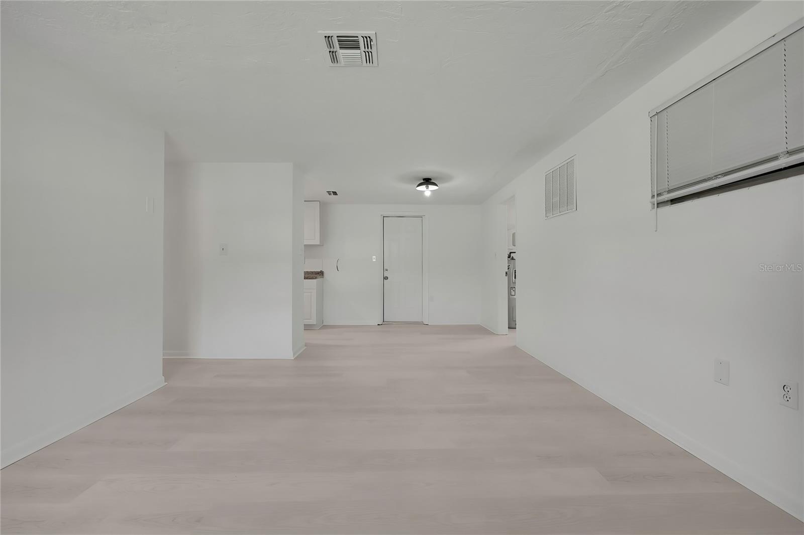 BEVERLY HILLS UNIT 03A - Residential