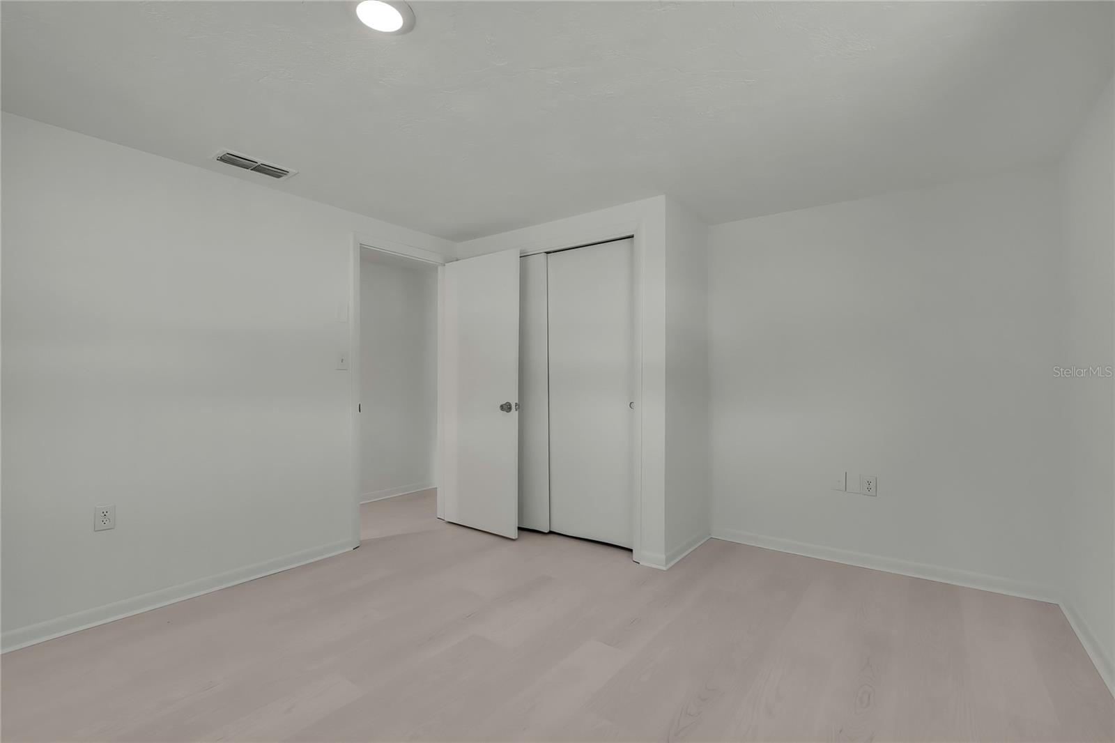 BEVERLY HILLS UNIT 03A - Residential