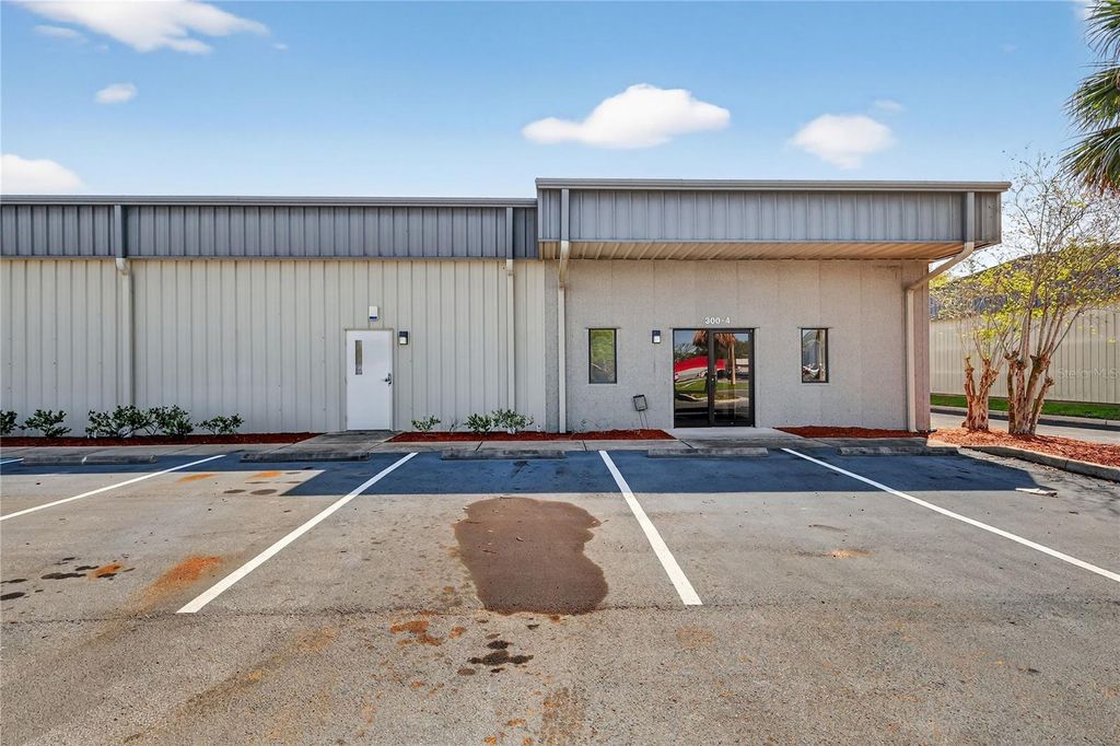 Photo of 300 Richey Road #3 &amp; 4, Leesburg, FL 34748 (MLS # G5109840)