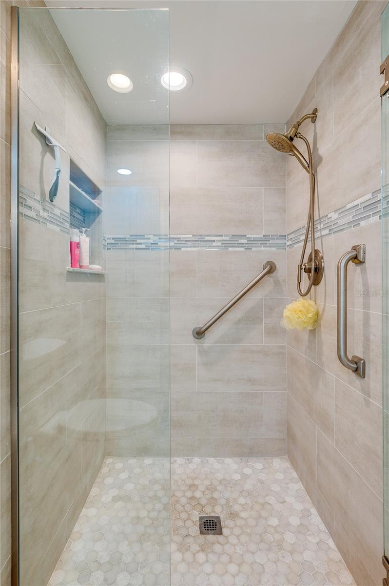 TOWERS/PONCE INLET TOWER V - Residential